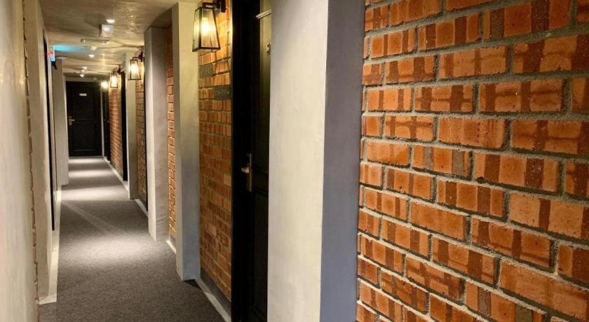 Atelier Hotel